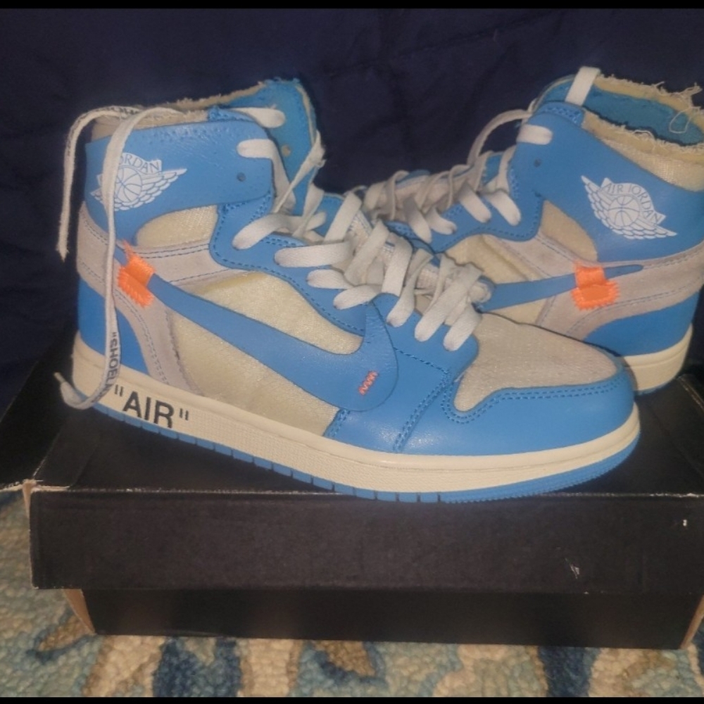 NIKE Air Jordan Retro UNC OFF-WHITE SIZE 7 Blue
